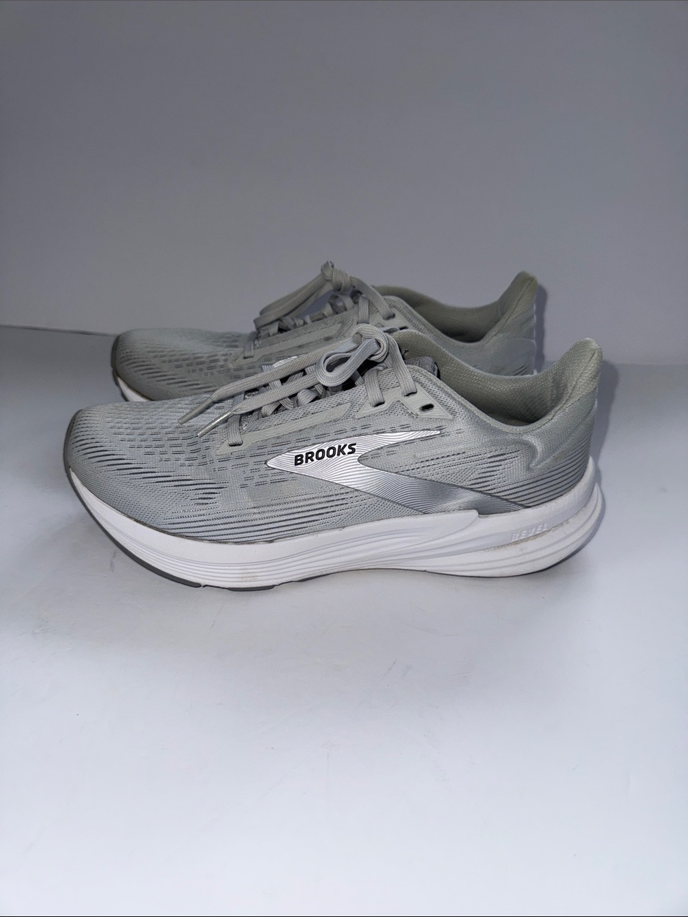 Brooks  ghost women’s Light Gray Athletic Running Shoes